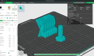 Projektant 3D przygotowuje model silnika do druku 3D, dostosowując parametry warstw i linii.