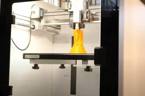 Jak zacząć druk 3D: wybór drukarki i materiałów dla początkujących