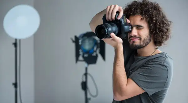 Zawód fotograf jaką szkoła wybrać, by osiągnąć sukces w branży?
