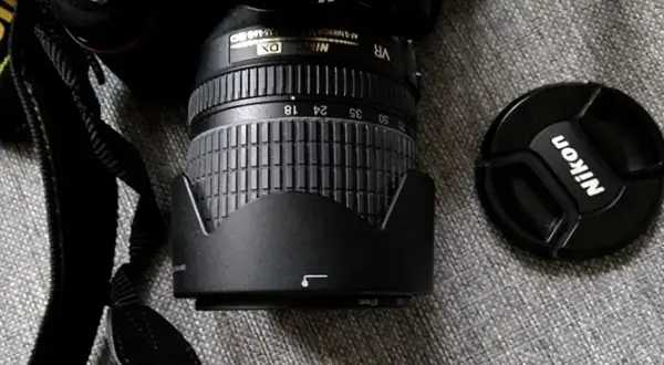 Obiektyw VR co to znaczy i jak poprawia jakość zdjęć w fotografii