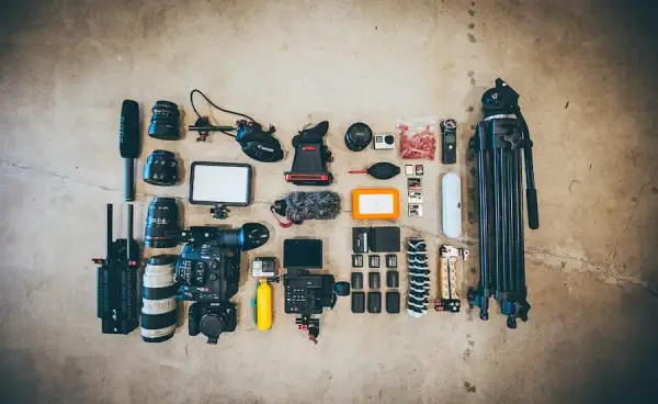 Ile zarabia fotograf produktowy? Odkryj prawdziwe zarobki w branży