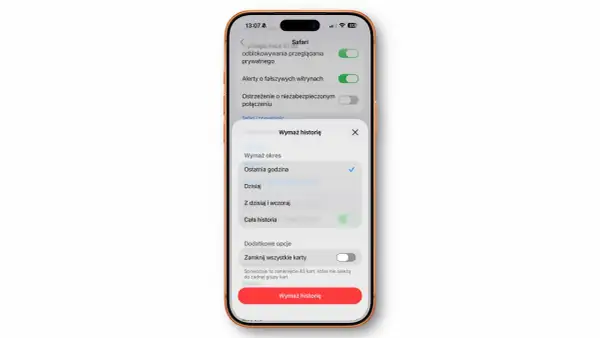 iPhone z iOS, ekran Safari z opcją wymazania historii przeglądania. Można wybrać okres: ostatnia godzina, dzisiaj, dziś i wczoraj lub cała historia.